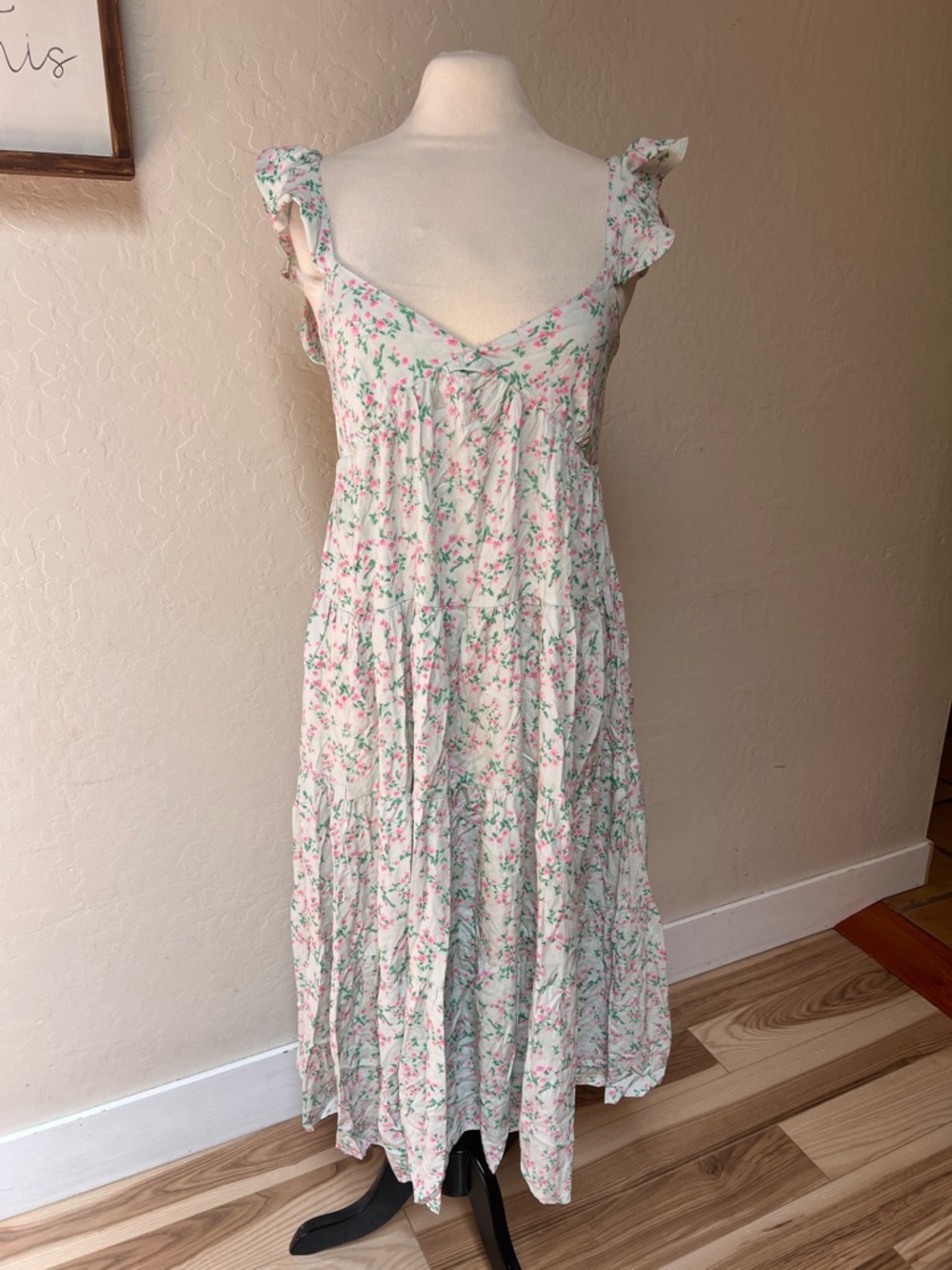 Sokie Collective floral dress NWT